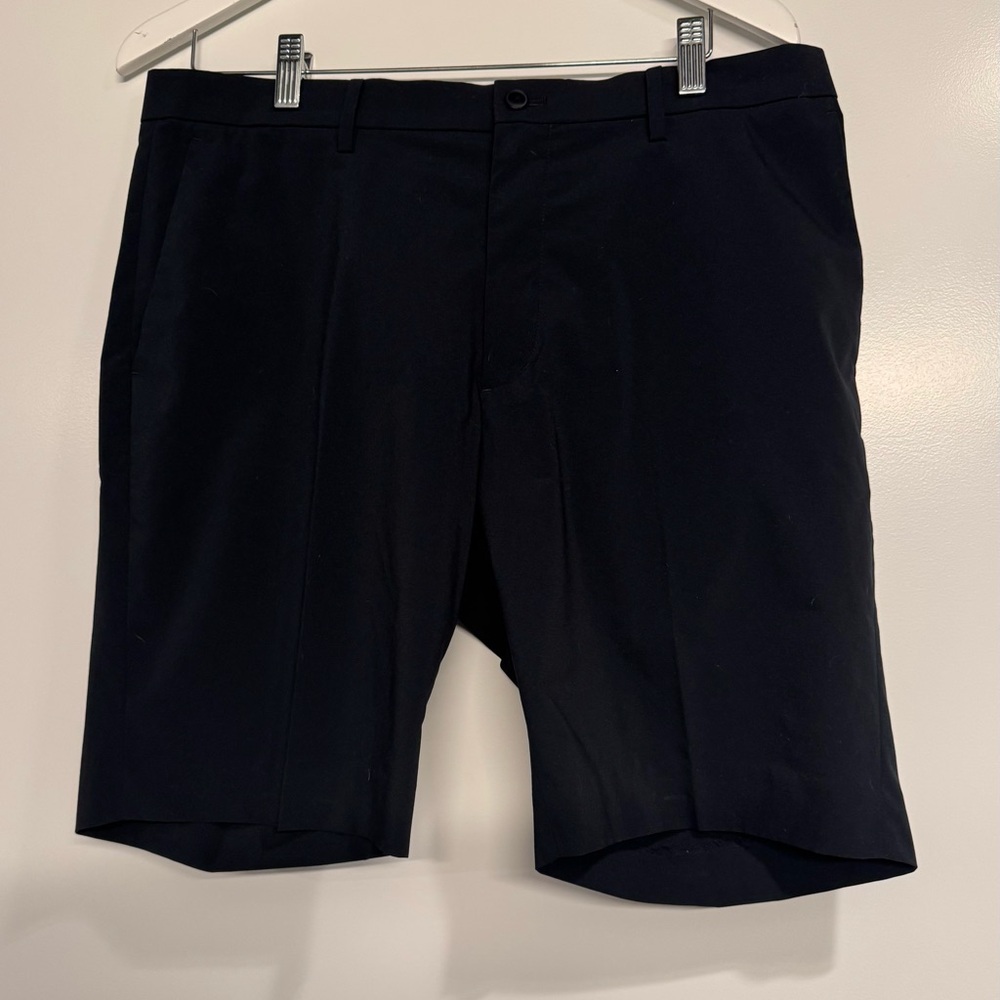 Uniqlo Men's Navy Shorts